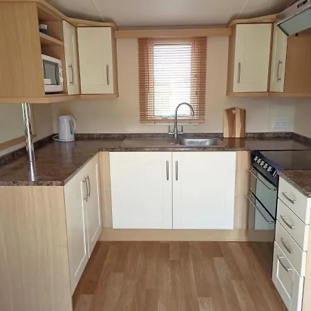 2 Bedroom Static Caravan C3 On Quiet Park Near Talacre And Prestatyn - Pet Friendly Exterior photo
