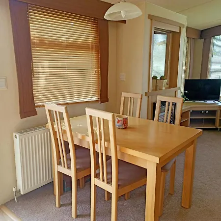 2 Bedroom Static Caravan C3 On Quiet Park Near Talacre And Prestatyn - Pet Friendly Exterior photo